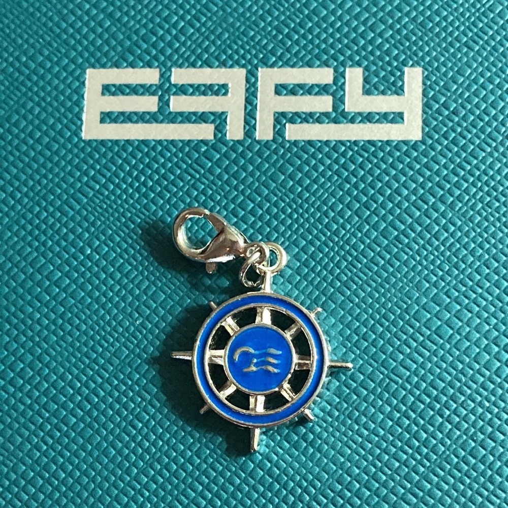 ❤️ NWOT - EFFY Ships Wheel Silvertone Hanging Charm* ❤️